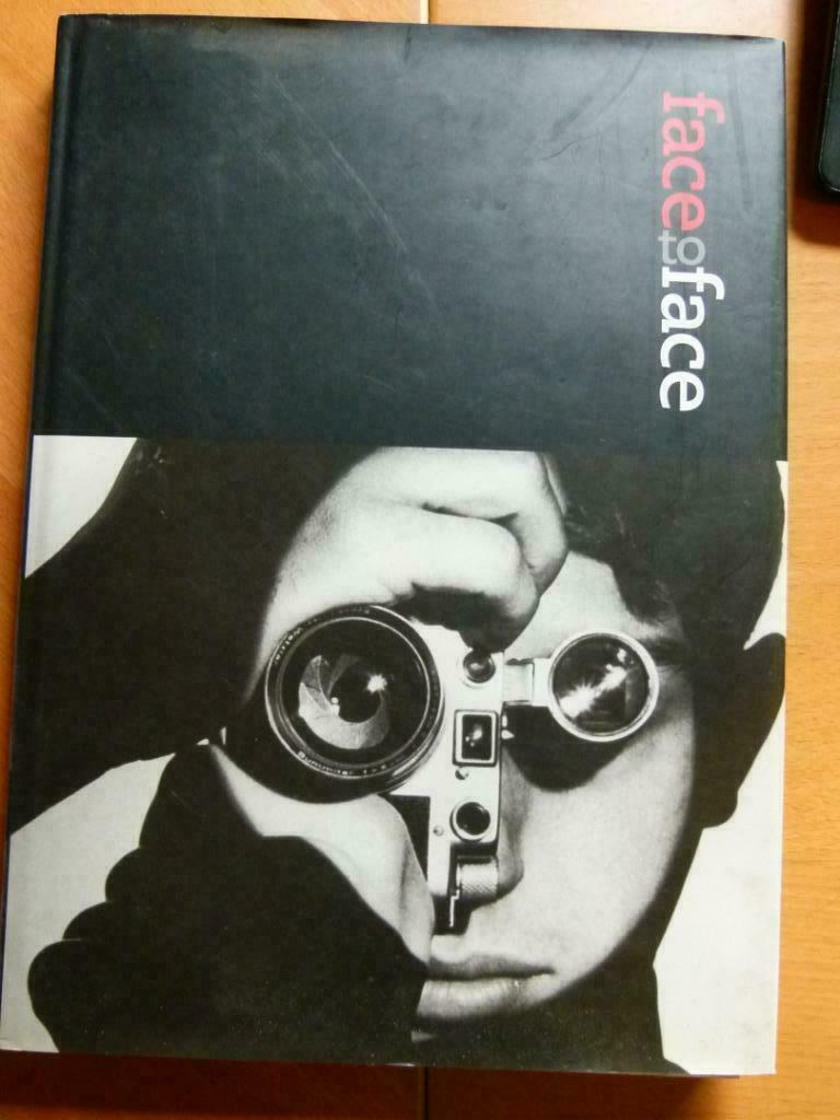 Face to Face, Ophalen of Verzenden, Gelezen, Grafische vormgeving