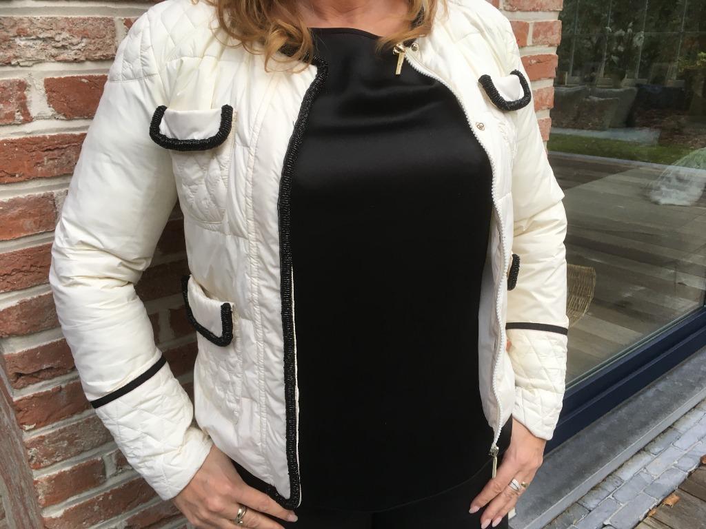 Twin Set - Simona Barbieri crème donsjasje - medium, Kleding | Dames, Maat 38/40 (M), Beige, Ophalen of Verzenden, Zo goed als nieuw