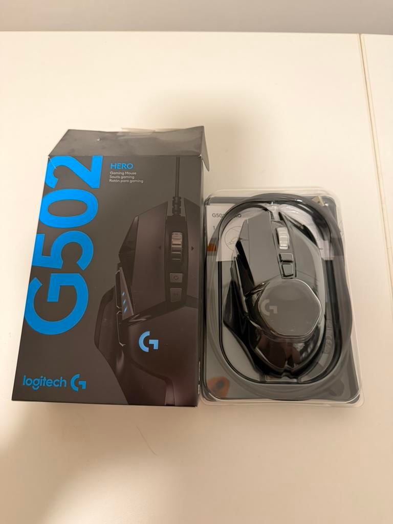 Logitech G502 Hero RGB – Compleet met doos & gewichtjes, Ophalen, Rechtshandig, Muis, Gaming muis
