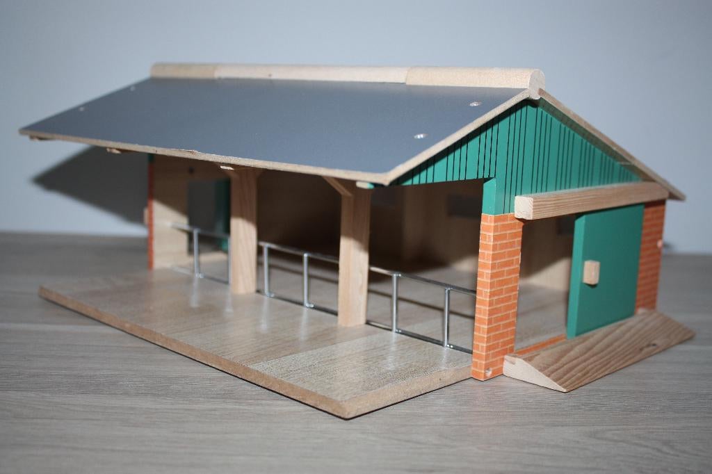 Houten speelgoed boerderij , stal , merk niet gekend, Ophalen of Verzenden, Gebruikt, Overige typen