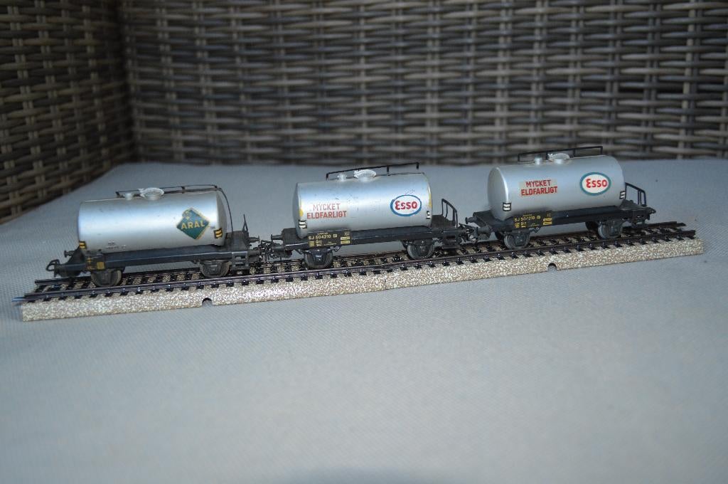 Märklin 4500 met 2 stuks 4524, Wisselstroom, Gebruikt, Wagon, Ophalen of Verzenden