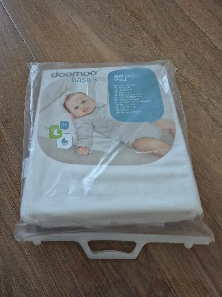 Hellend kussen baby Doomoo, Kinderen en Baby's, Ophalen, Jongetje of Meisje, Wit, Zo goed als nieuw