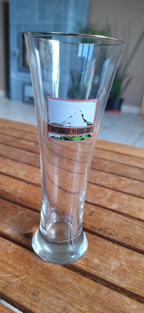 Un verre de bière Bergen., Enlèvement ou Envoi, Comme neuf, Verre ou Verres, Autres marques