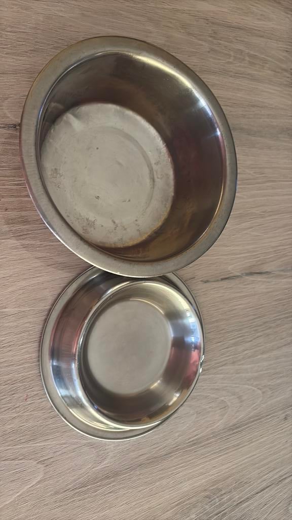 2 gamelles animaux, Enlèvement, Utilisé