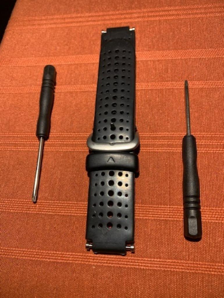Horlogeband Garmin Forerunner 220 - 230 - 235 - 620 - 630XT, Ophalen of Verzenden, Zo goed als nieuw, Grijs, Garmin