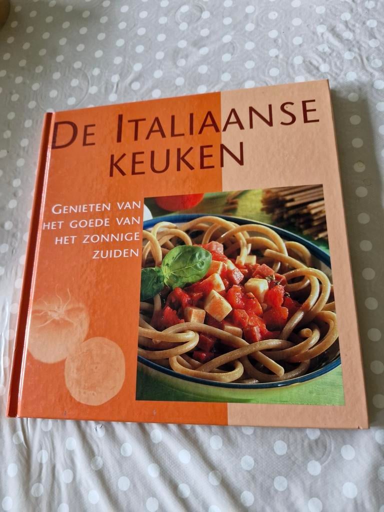 De Italiaanse keuken, Ophalen of Verzenden, Zo goed als nieuw