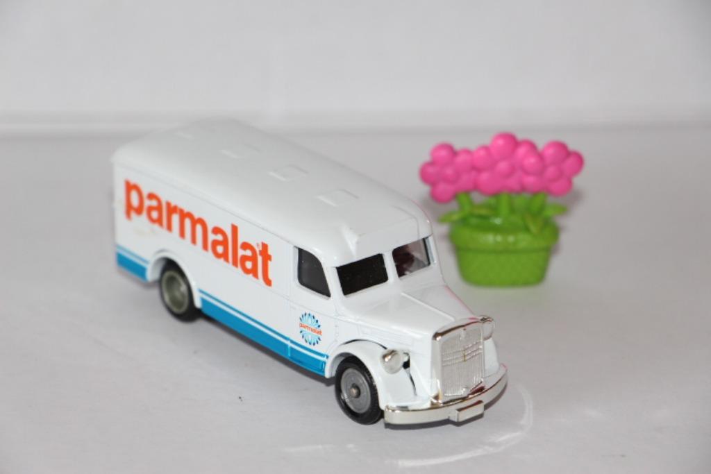 Man Van „Parmalat” oldtimer, Ophalen, Zo goed als nieuw, Bus of Vrachtwagen
