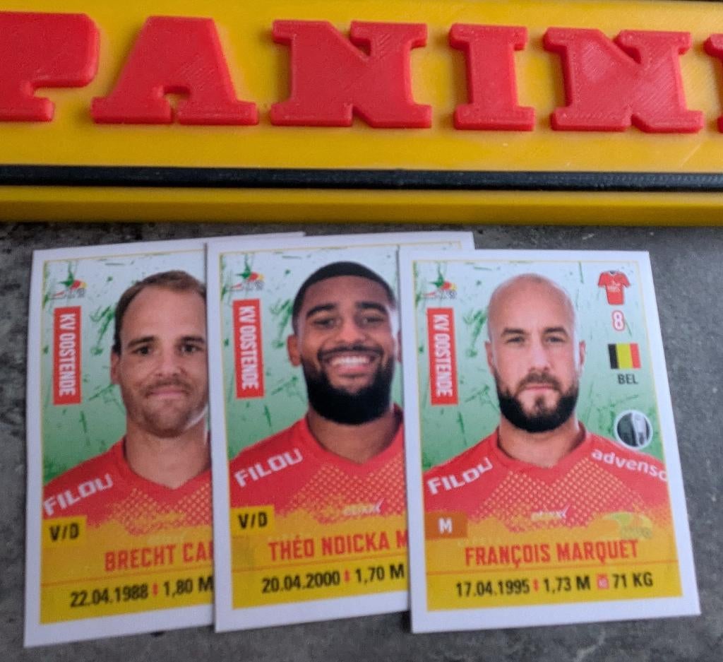 AUTOCOLLANTS PANINI FOOTBALL 2020/2021 Mercato's KV OSTENDE, Hobby & Loisirs créatifs, Autocollants & Images, Neuf, Enlèvement ou Envoi