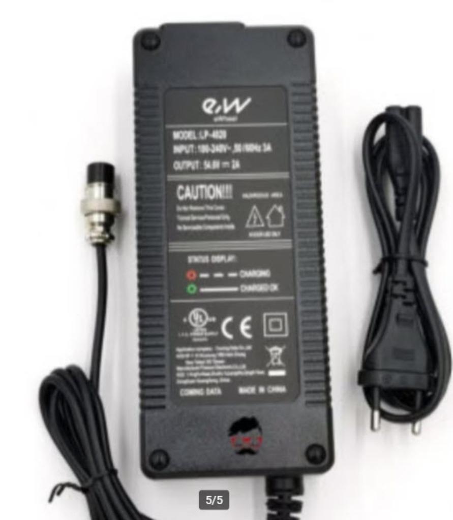 54.6V 2A Oplader Elektrische Scooter Kugoo M4, Fietsen en Brommers, Ophalen, Nieuw