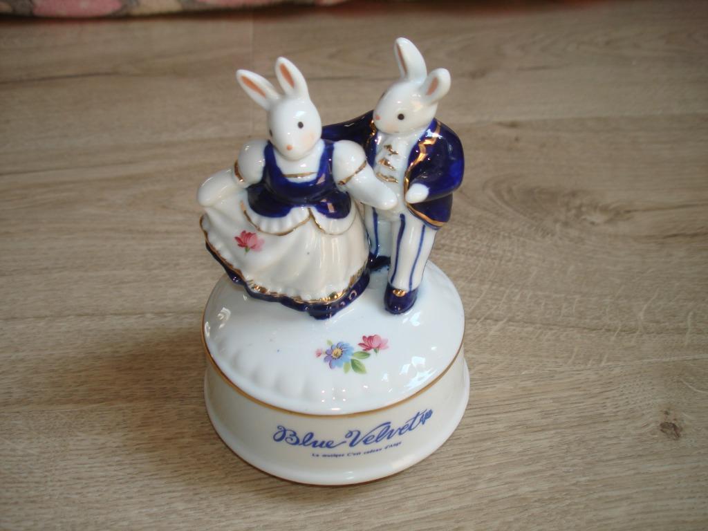 1987 Sekiguchi - Blue - Bunnies - Music Box Dancers, Enlèvement ou Envoi