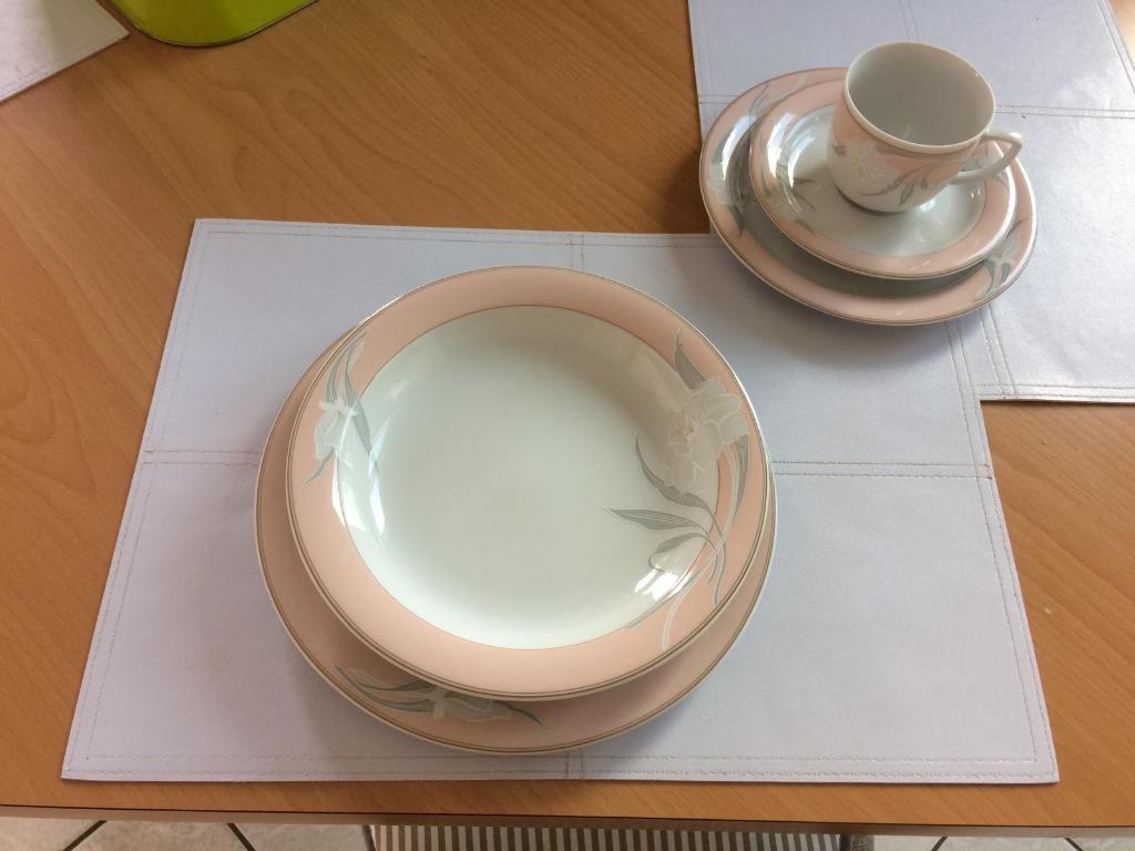 EETSERVIES, Ophalen
