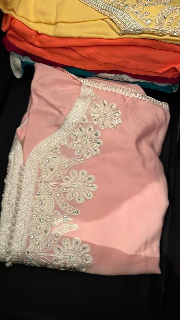 Caftans neuves taille unique, Enlèvement ou Envoi, Neuf