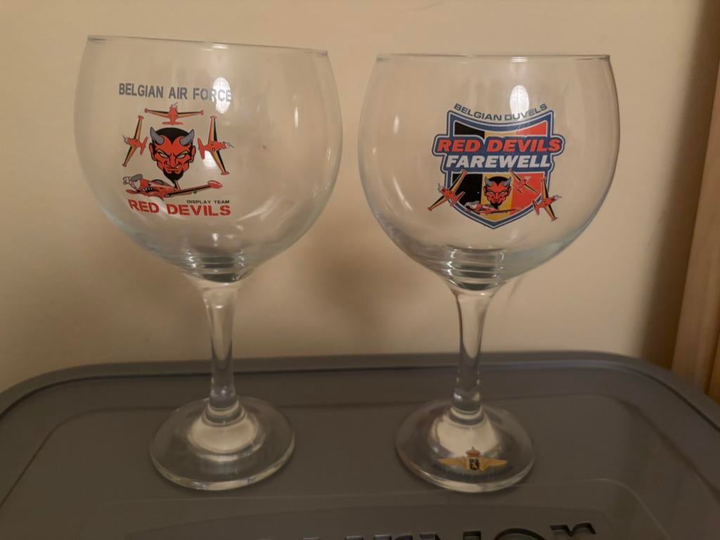 Red devils Gin glazen, Enlèvement ou Envoi, Neuf, Verre ou Verres