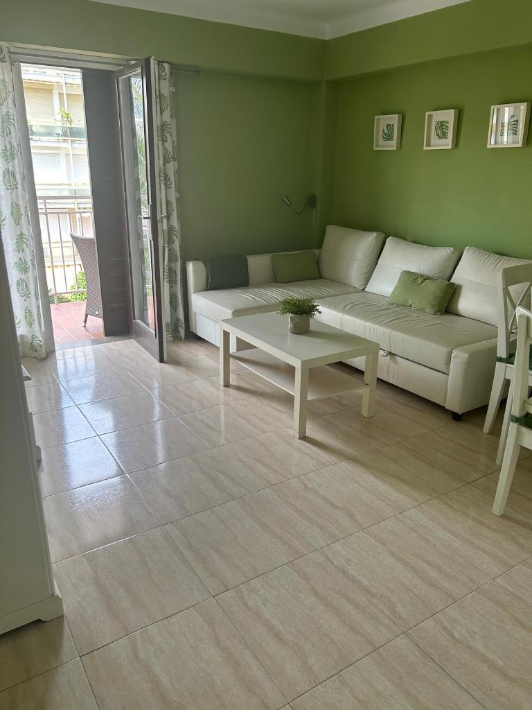 Spanje, Costa Dorada, Salou, Eigenaar