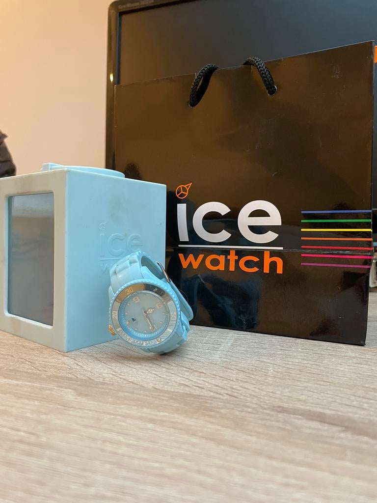ICE watch horloge, Handtassen en Accessoires, Ophalen, Nieuw