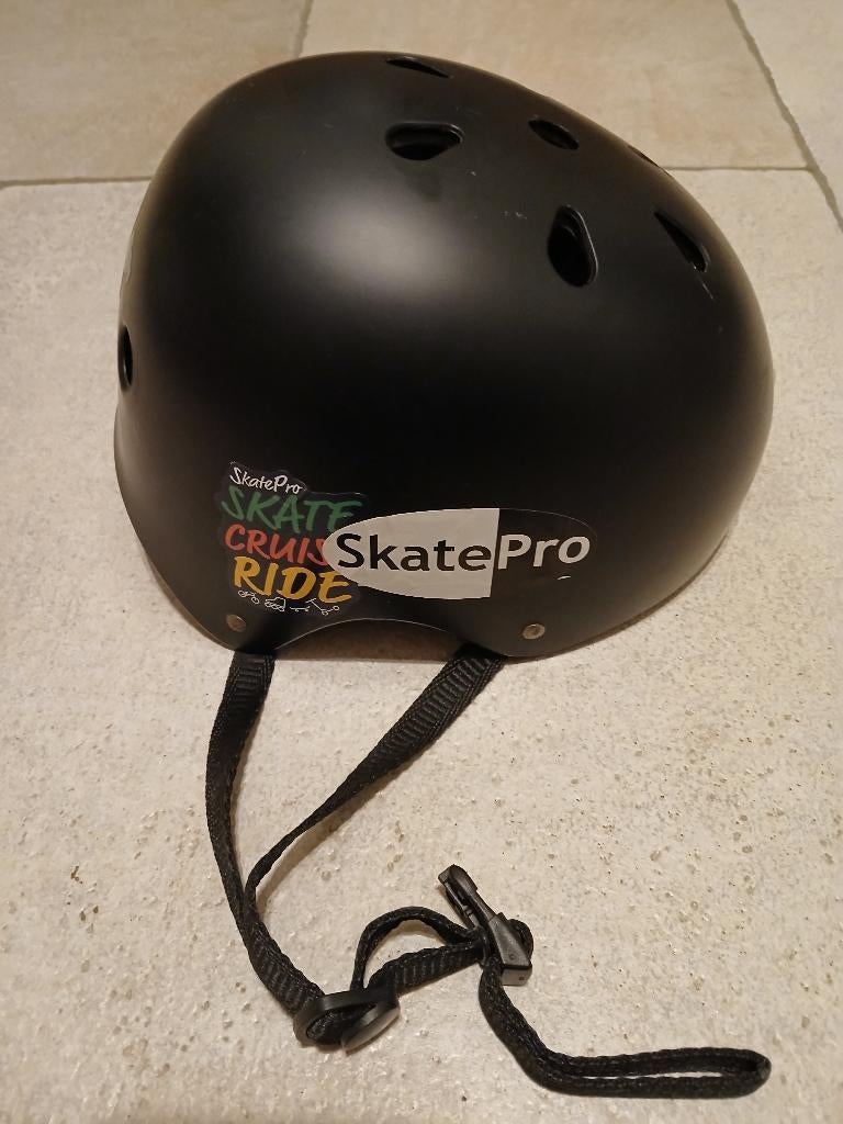Skate helm, Ophalen of Verzenden, Zo goed als nieuw, Skateboard