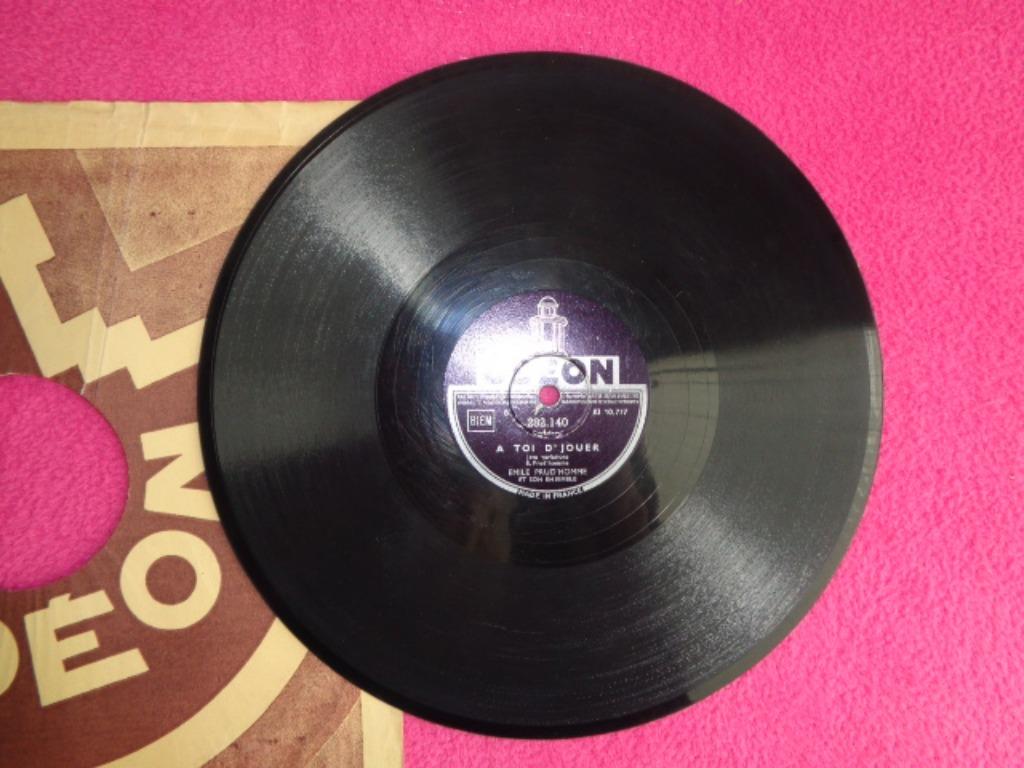 Vinyle accordéon 78 tours. Perles de cristal, Enlèvement ou Envoi, Utilisé, Autres formats