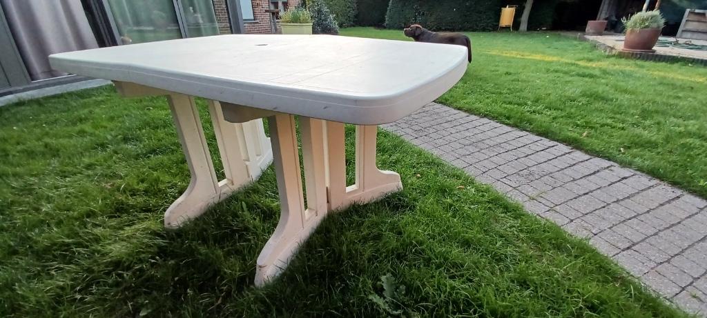 Tuintafel curver, Ophalen, Gebruikt, Ovaal, Kunststof