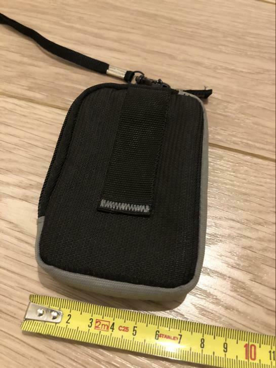 Logitech camera tasje, Ophalen of Verzenden, Zo goed als nieuw