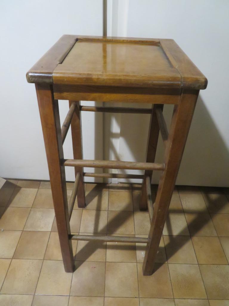 Vintage barstoelen, 1 tabouret, Comme neuf, Enlèvement, Bois