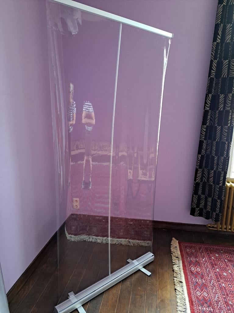 Transparant scherm 2m1m. Oprolbaar., Ophalen, Zo goed als nieuw