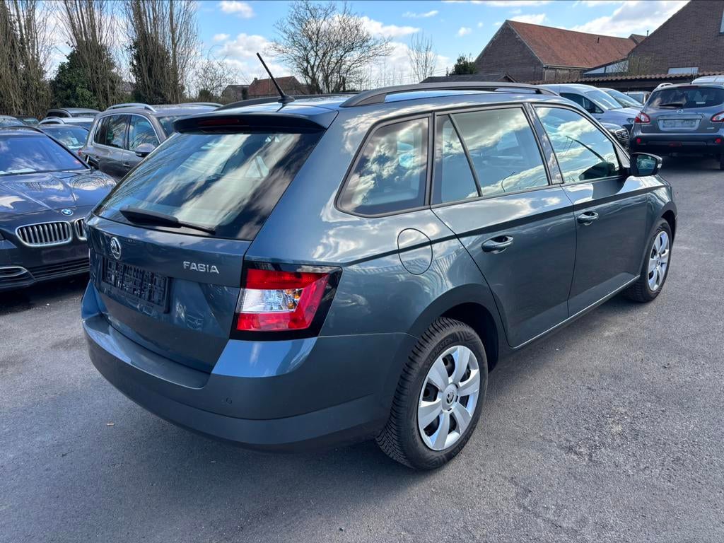 SKODA FABIA ESSENCE 1.0 EU 6b, Autos, Argent ou Gris, Achat, Euro 6, Entreprise