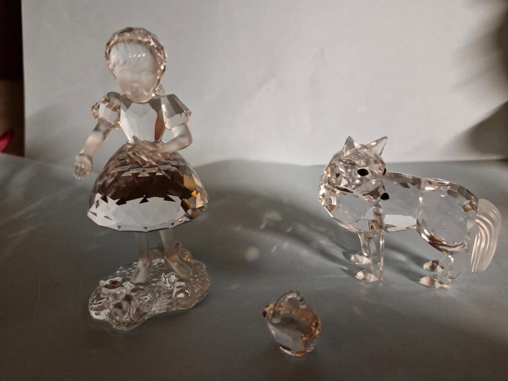 Swarovski roodkapje en de boze wolf, Verzamelen, Ophalen of Verzenden, Zo goed als nieuw, Figuurtje