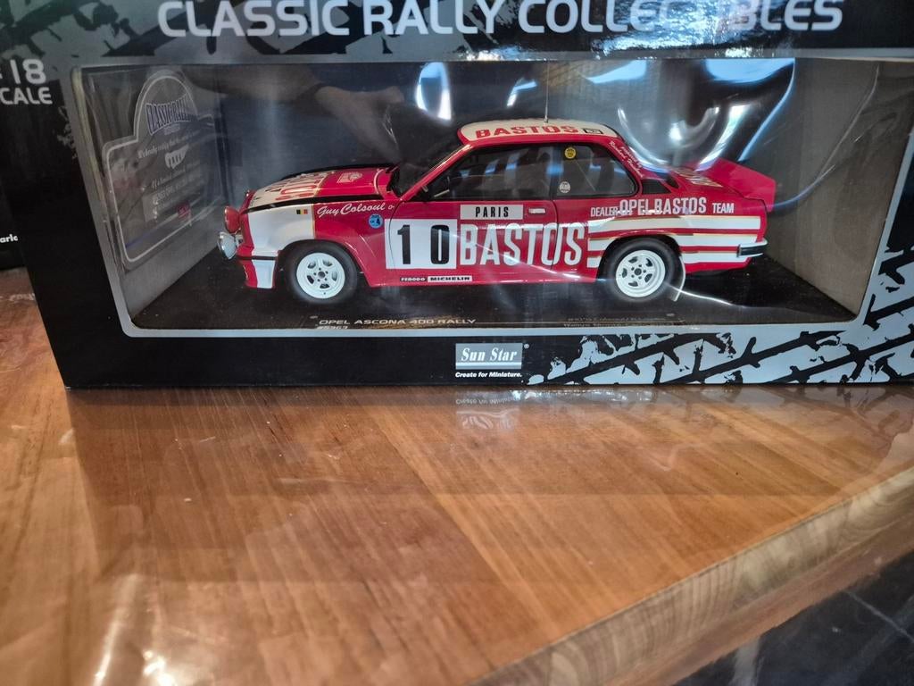 Rallye miniature, Hobby en Vrije tijd, Modelauto's | 1:18, Ophalen of Verzenden, Zo goed als nieuw, Sun Star