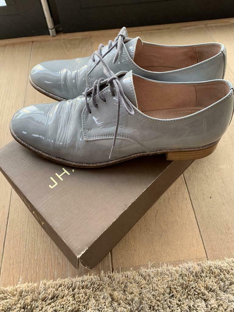 Mooie schoen J-hay maat 39 licht grijs lak, Gris, J-hay, Comme neuf, Chaussures basses
