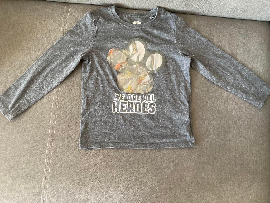 Pull Paw Patrol C&A taille 116, très bon état, Enfants & Bébés, Vêtements enfant | Taille 116, Garçon, C&A, Enlèvement ou Envoi