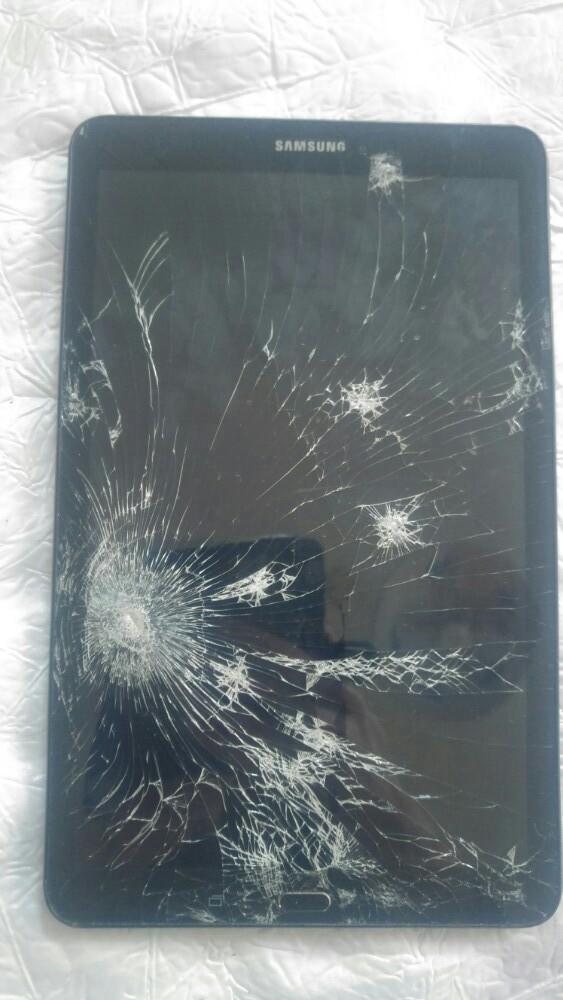 Tablet tablette samsung tab E sm t560, Enlèvement ou Envoi