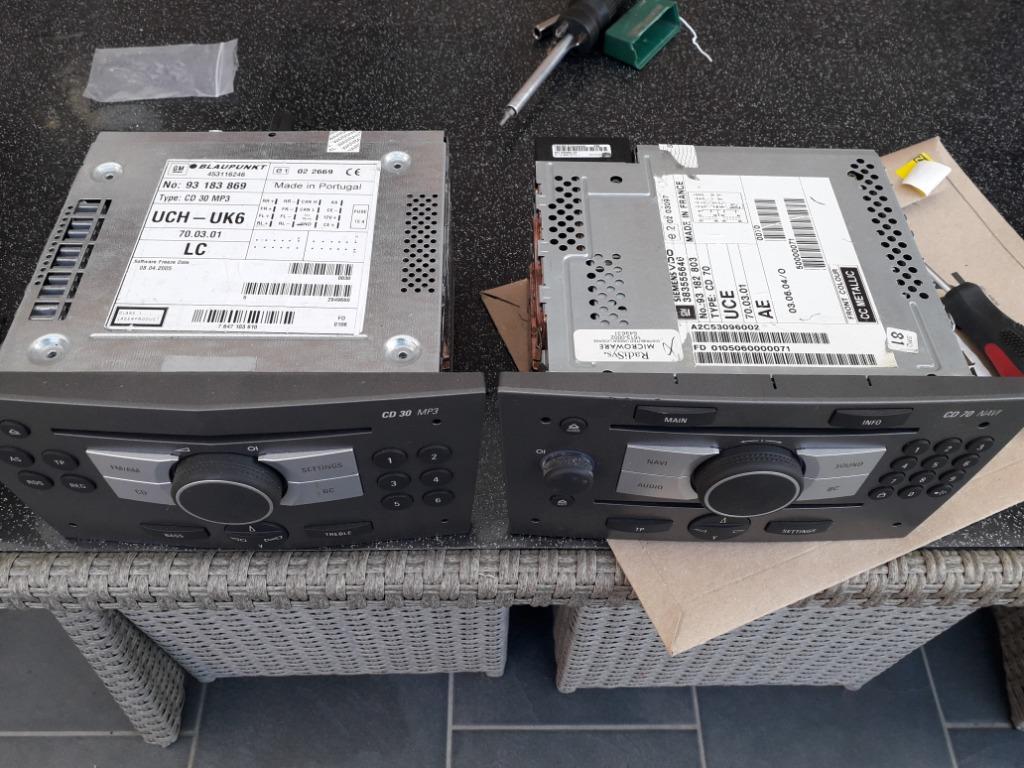 Originele post en bestelling van Opel, Auto diversen, Autoradio's, Ophalen of Verzenden, Zo goed als nieuw