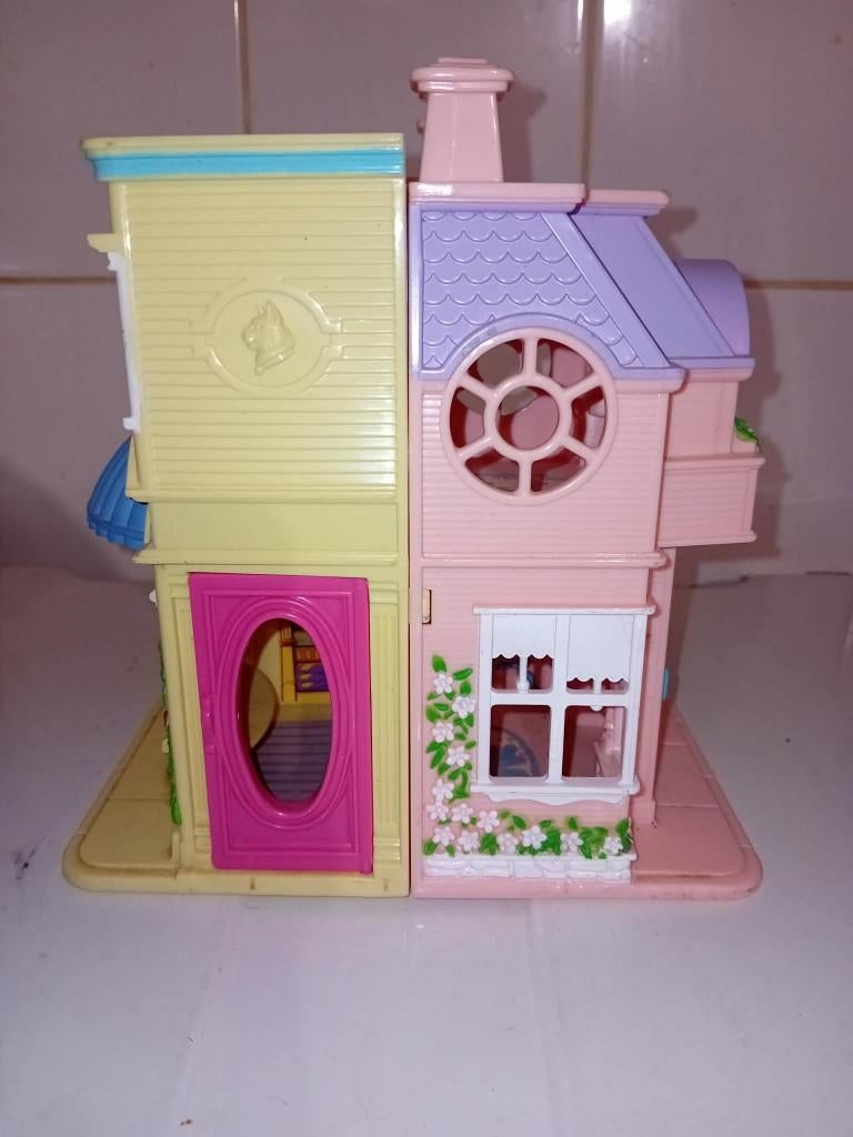 speelgoed huisje matel ficher price, Kinderen en Baby's, Speelgoed | Fisher-Price, Ophalen of Verzenden, Zo goed als nieuw, Overige typen