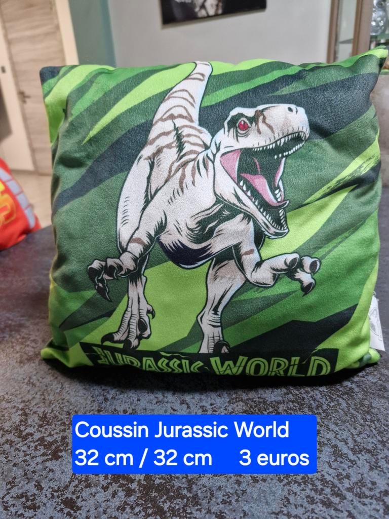 Jurassic World groen kussen 32 cm x 32 cm, Ophalen of Verzenden