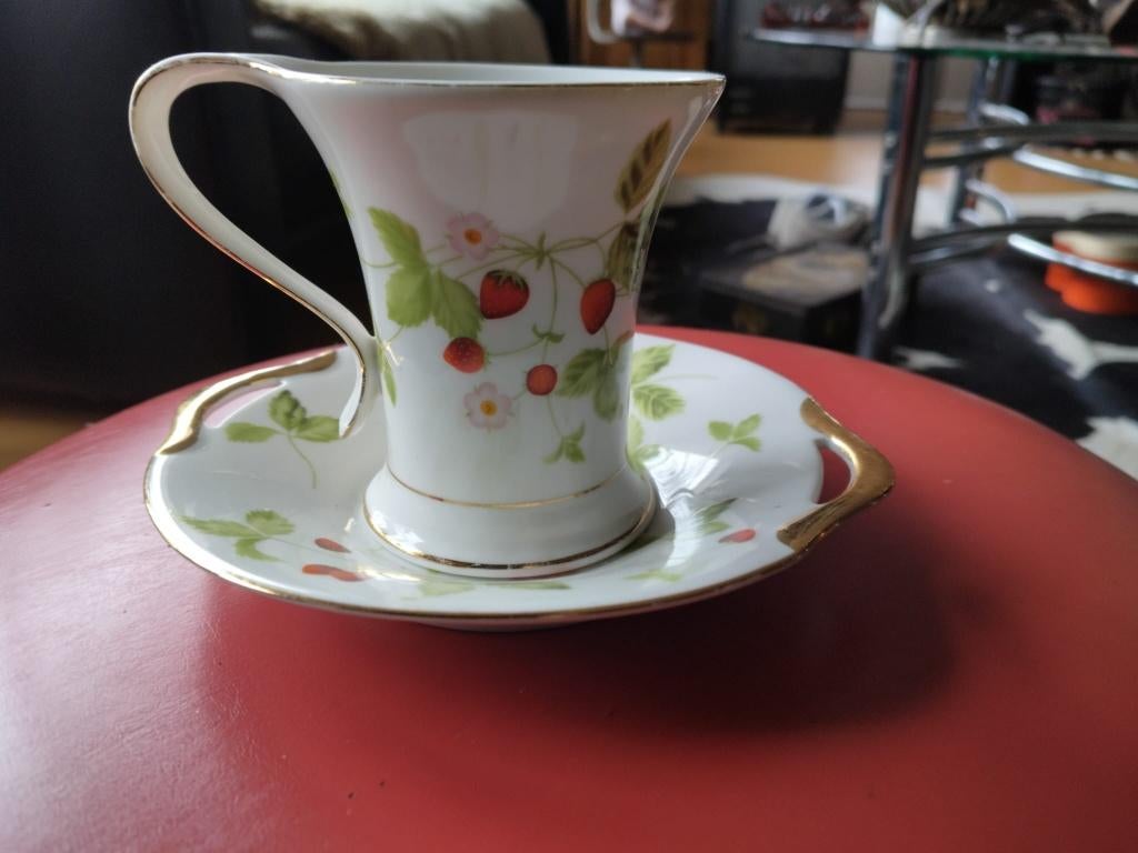 Servies Japans Porselein, Ophalen
