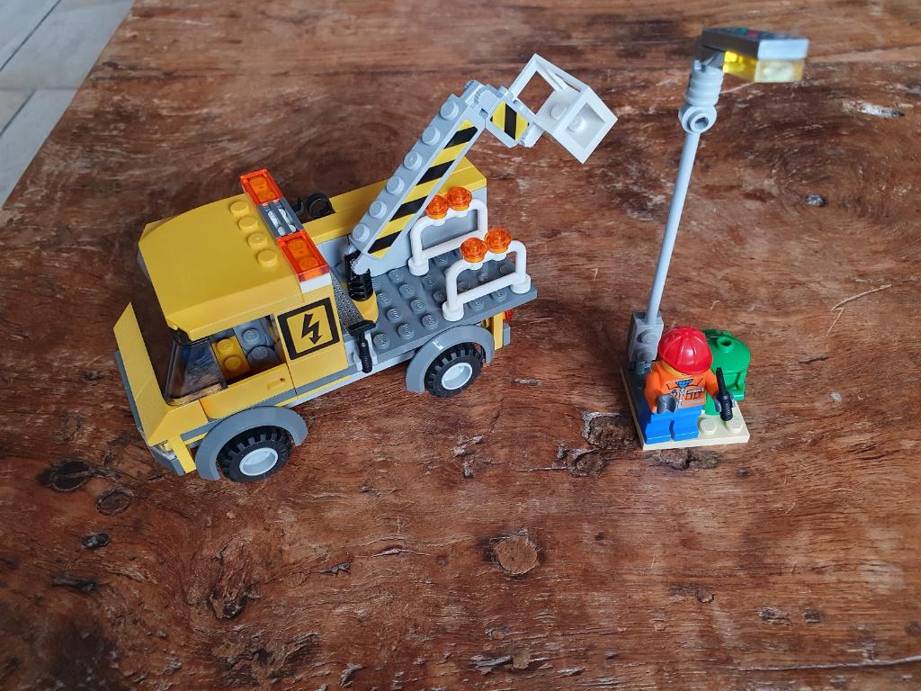 Lego city 3179 repair truck reparateur lampadaire cneuf 100%, Enfants & Bébés, Enlèvement ou Envoi, Comme neuf, Ensemble complet