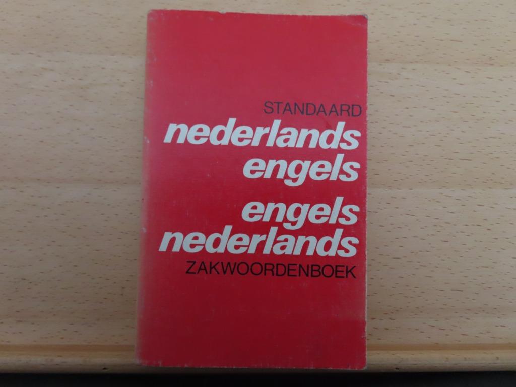 Dictionnaire de poche Néerlandais Standard – Anglais / Angla, Livres, Enlèvement ou Envoi, Néerlandais, Utilisé, Arseen Rijckaert