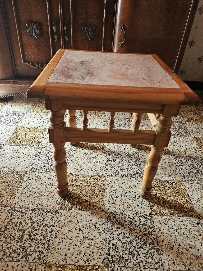 Table, Antiquités & Art, Enlèvement