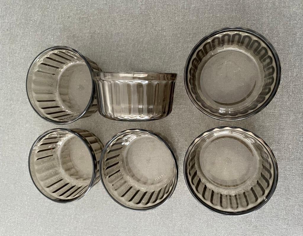 6 vintage gerookte glazen ramekins Arcopal France, Enlèvement, Comme neuf, Verre, Autres types