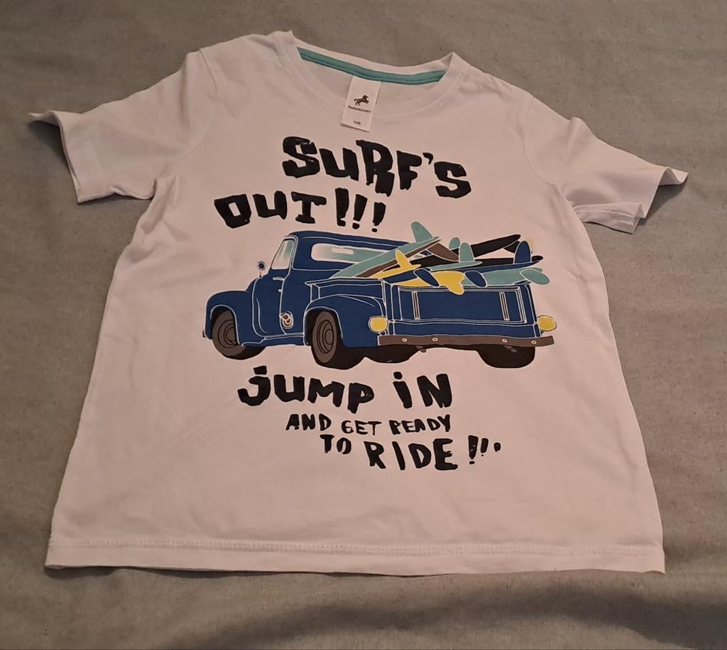 ♡ T-shirt ( Maat 128), Kinderen en Baby's, Kinderkleding | Maat 128, C&A, Ophalen of Verzenden, Zo goed als nieuw, Shirt of Longsleeve