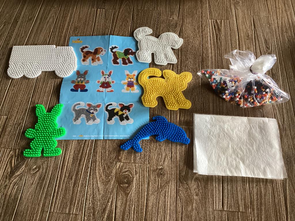 Pakket puzzels/strijkparels/spel/knutseldoos, Enlèvement, Comme neuf