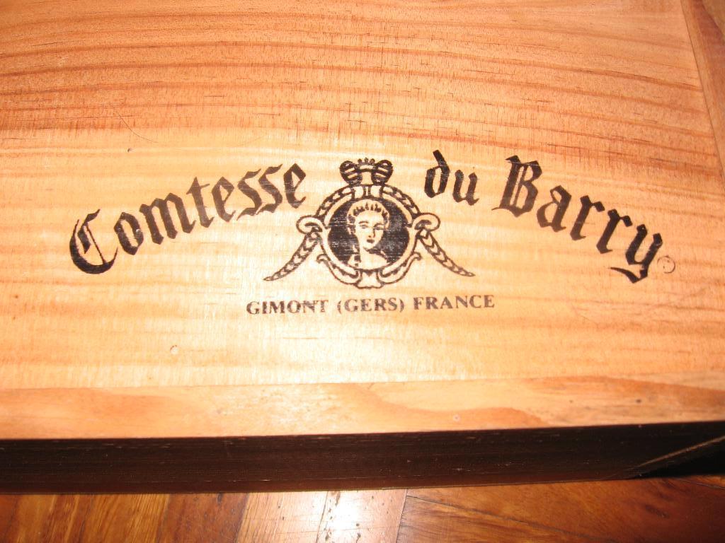 Comtesse du Barry: ancienne cave à vin. Gimont. Gers., Enlèvement ou Envoi, Comme neuf