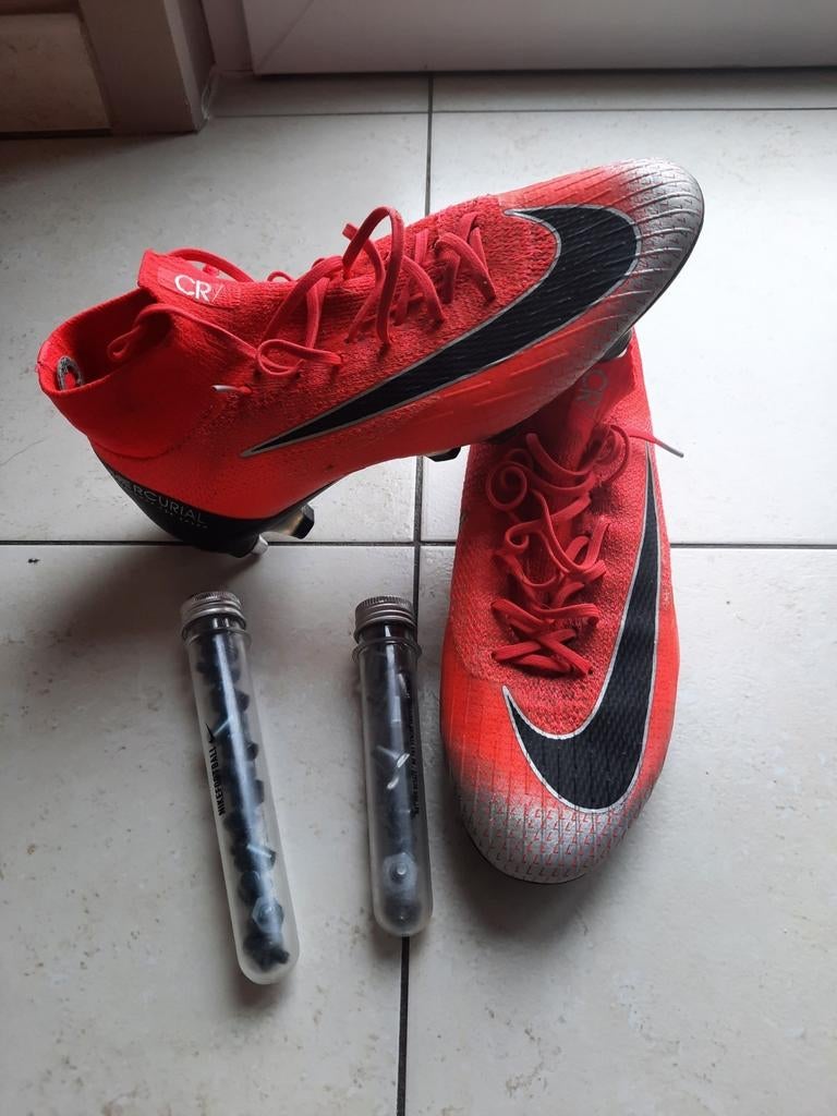 Chaussures de football Nike Mercurial Superfly CR7 taille 44, Sports & Fitness, Enlèvement ou Envoi, Comme neuf