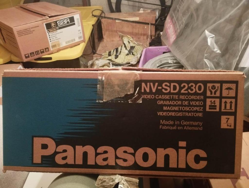 3 magnétoscopes Panasonic SD230 et SBR  435/11, Enlèvement, Comme neuf, Cassette vidéo