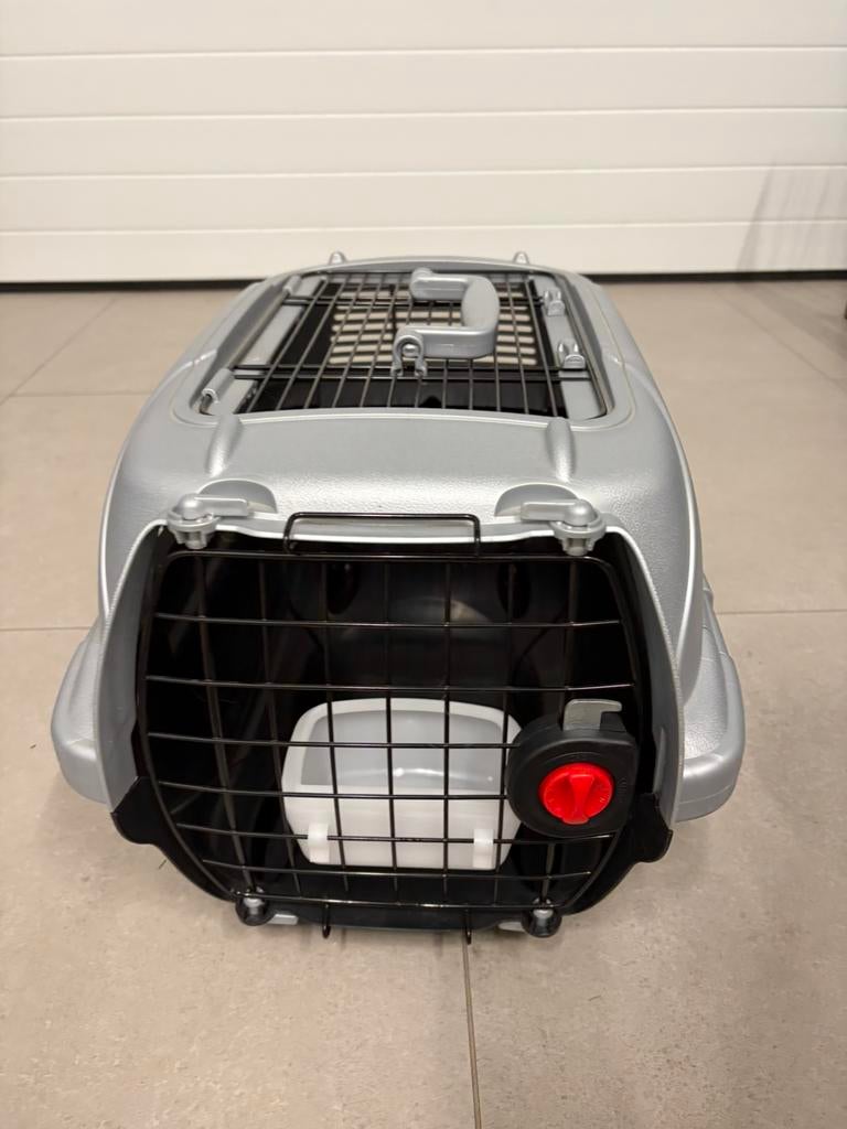 Transport box konijn of kat, Ophalen, Zo goed als nieuw