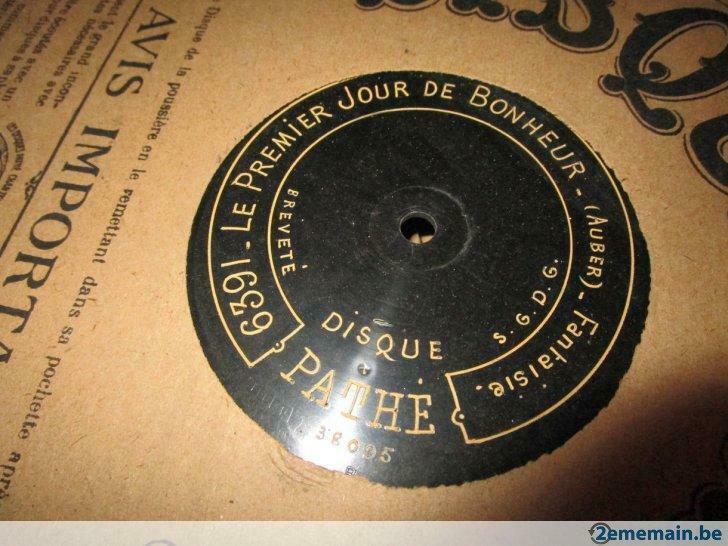 3 Disques 75 Tours, Enlèvement