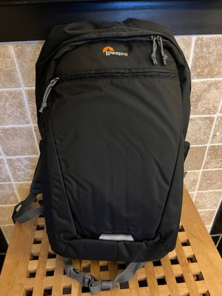 Sac pour appareil photo Lowepro Photo Hatchback BP 250 AW II, Enlèvement, Comme neuf, Sac à dos, Lowepro