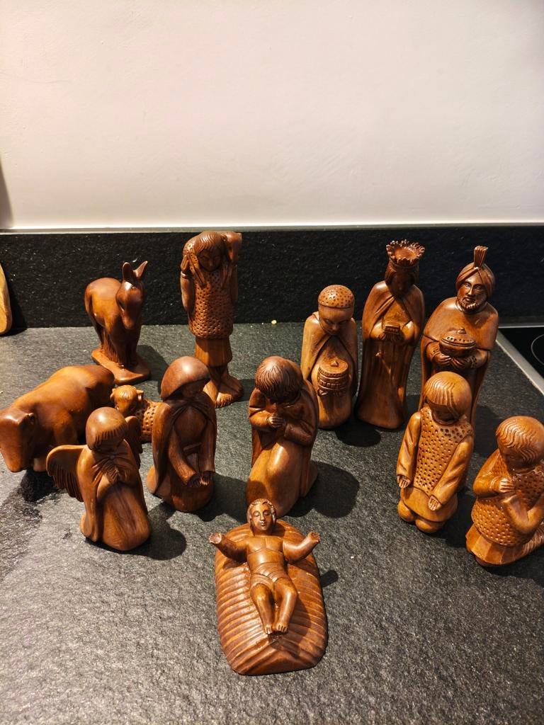13 vintage handgesneden figuren, kerststal set in hout, Ophalen of Verzenden