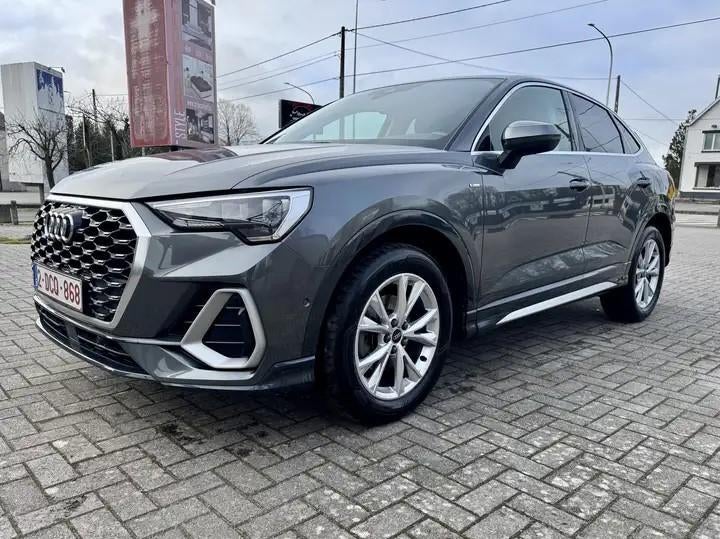 Audi Q3 Sportback 2023 Business Edition S line 35 TFSI 150, Auto's, Stof, Start-stop-systeem, 5 zetels, Particulier