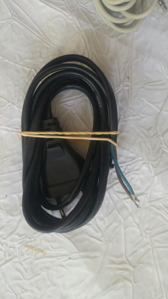 Cable d'alimentation kema-keur 0.750mm cebec iemeeou ho3vvh2, Enlèvement ou Envoi, Comme neuf